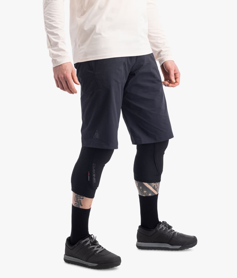 7mesh Glidepath Short Men's 14"
