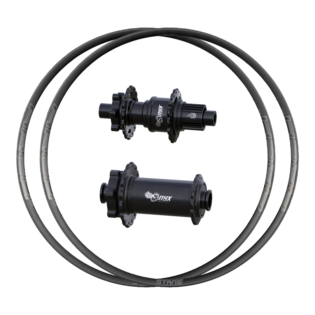 Onyx Vesper + Stan's No Tubes Arch Mk4 Custom Alloy Wheels (Front+Rear)