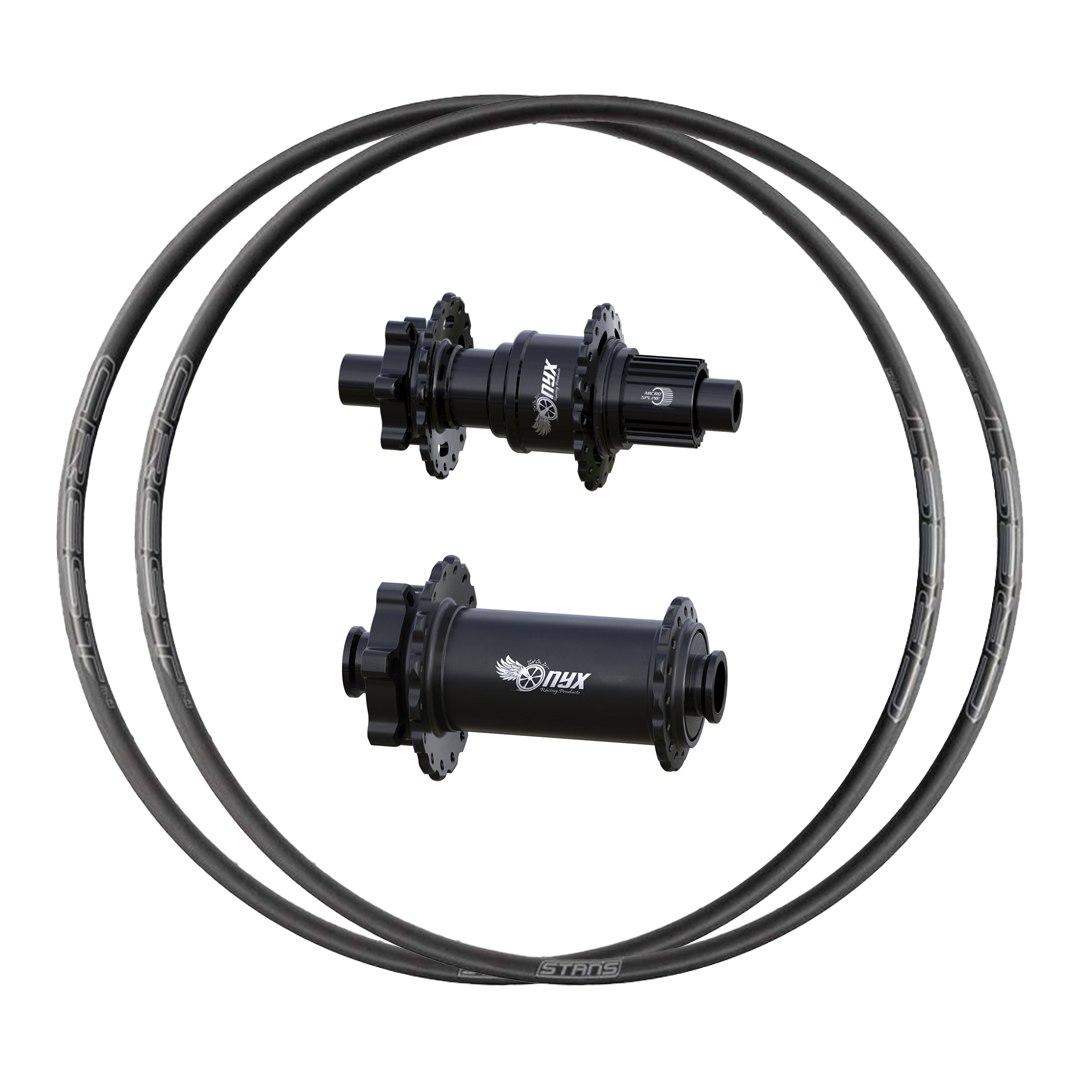 Onyx Vesper + Stan's No Tubes Crest Mk4 Custom Alloy Wheels (Front+Rear)