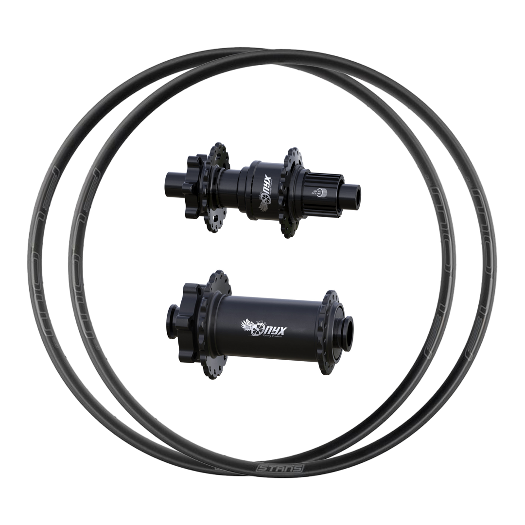 Onyx Vesper + Stan's No Tubes Flow Mk4 Custom Alloy Wheels (Front+Rear)